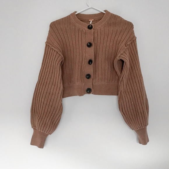 Free People Sweaters - Free People Dusty Rose Mauve Button Front Balloon Sleeve Knit Cropped Sweater